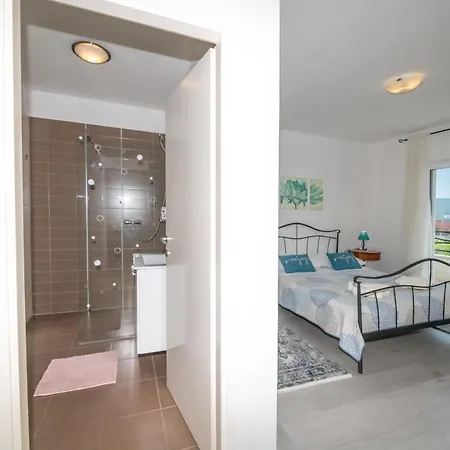 Villa Mediterana Vis