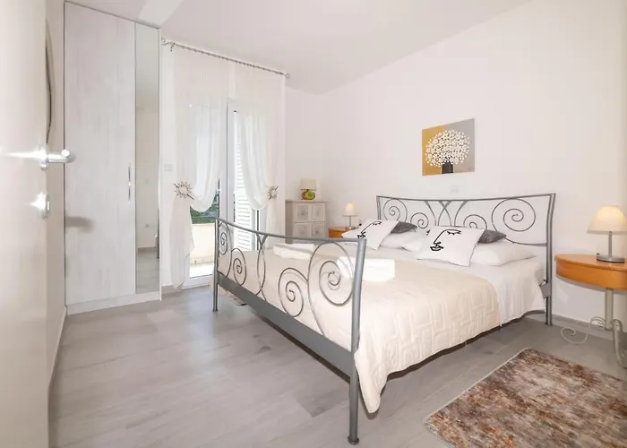 Vila Mediterana
