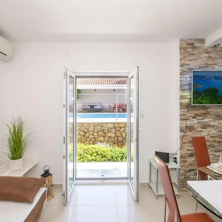 Mediterana Villa *